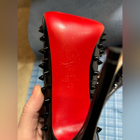 Christian Louboutin Spike Patent Heels - Picture 7 of 14